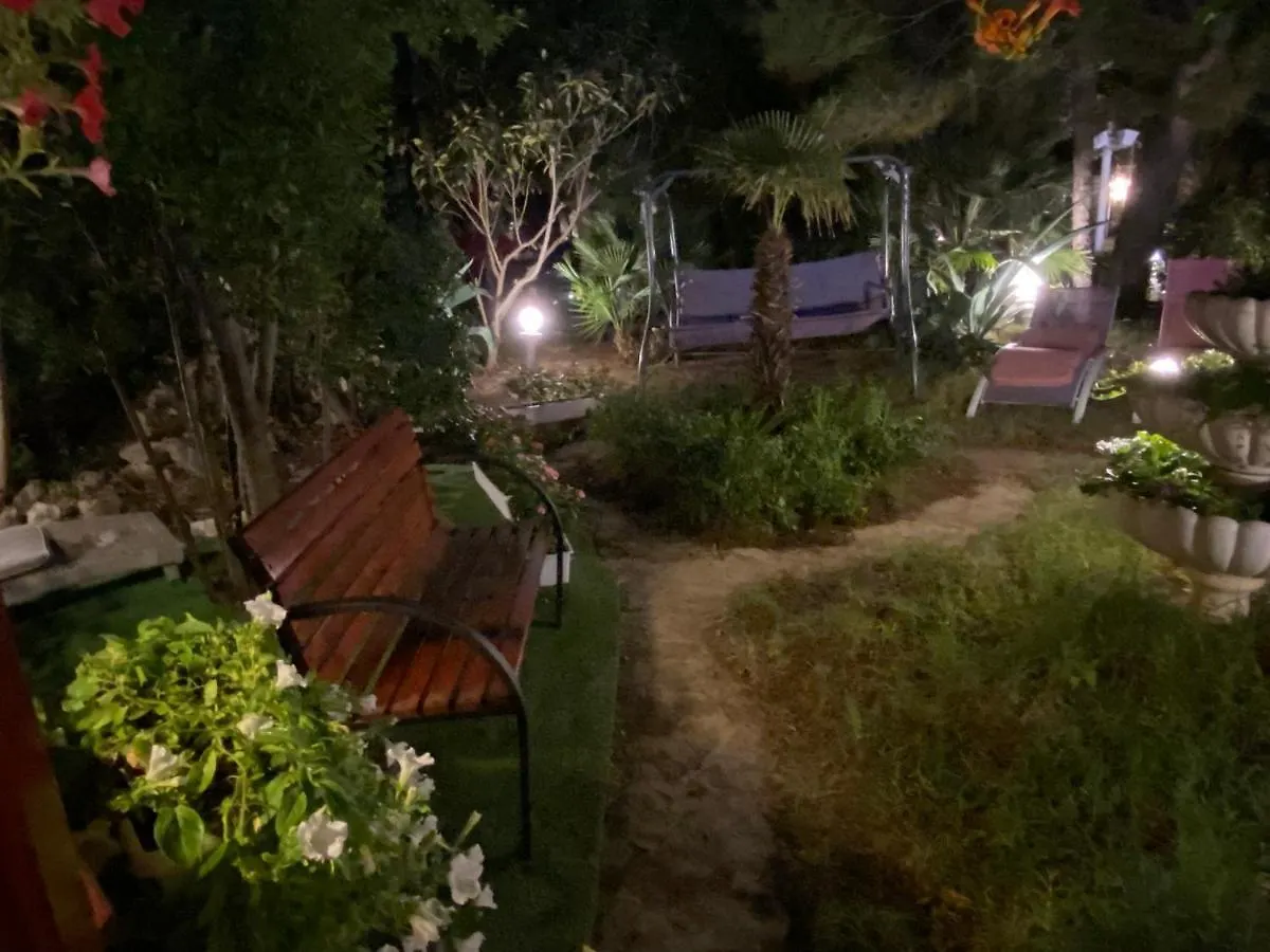 Villa Dalibor wellness, 2 jacuzzies, sauna, parking, grill, observatory, Mediterranean garden Nin 0*,  Kroatië