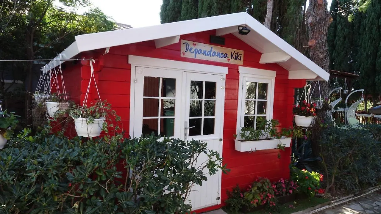 Villa Dalibor wellness, 2 jacuzzies, sauna, parking, grill, observatory, Mediterranean garden Nin Appartement